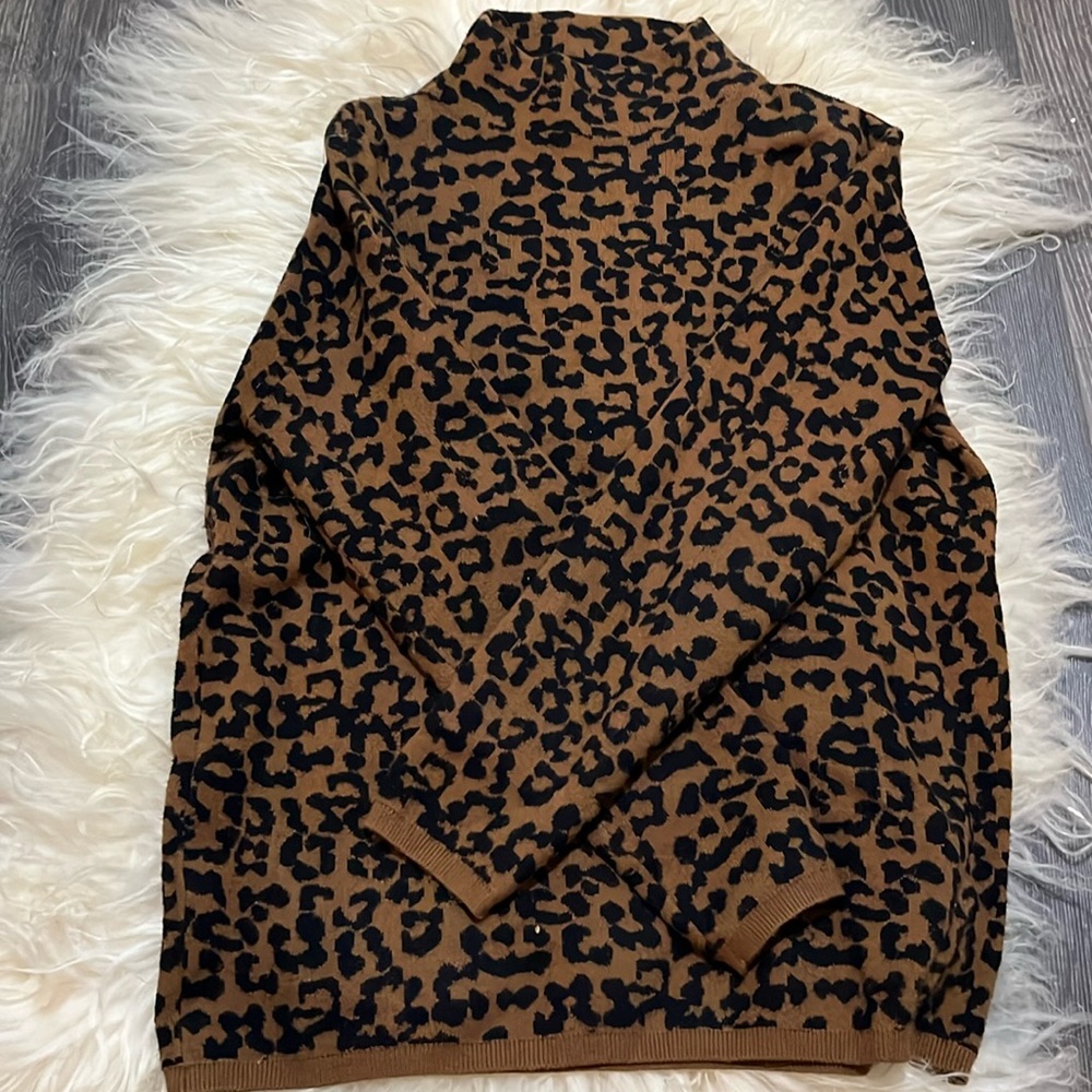 Tahari Cozy Sweater XS